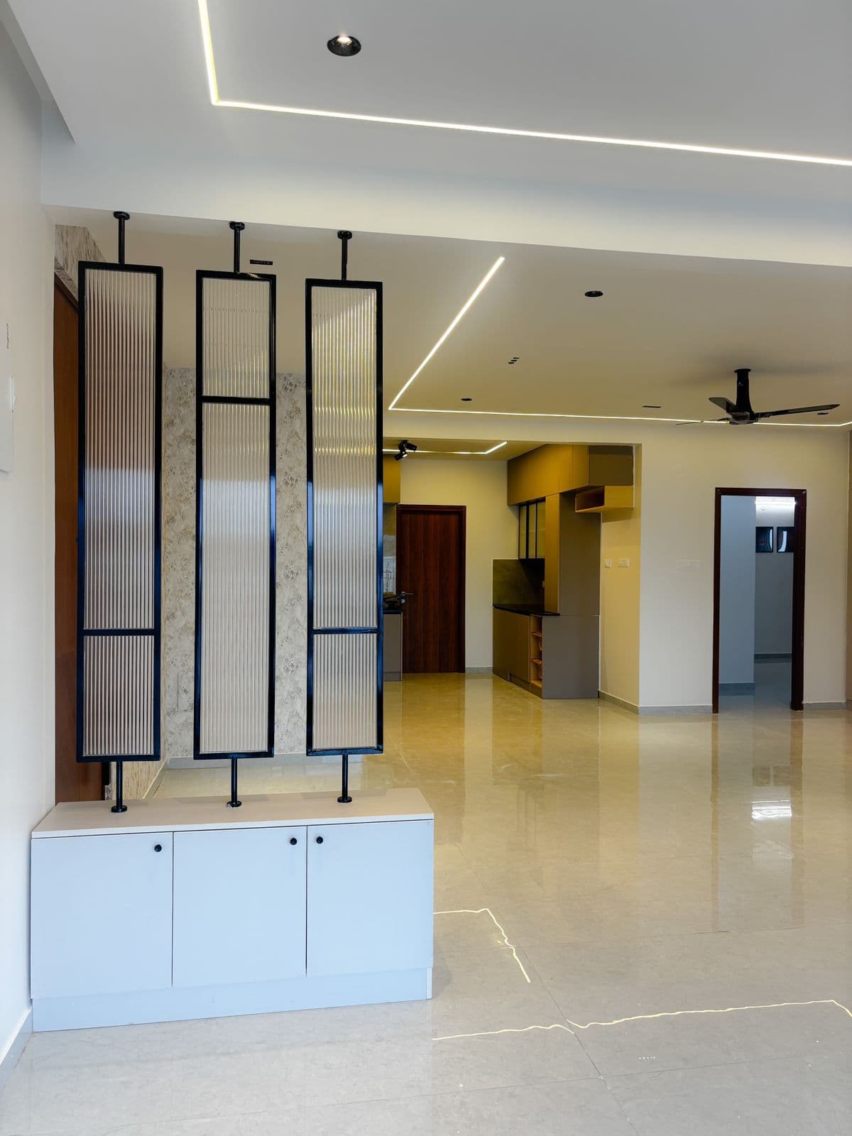 Entertainment & Display Unit